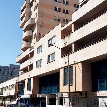 Rondo Onz Metro, Krochmalna 32A Street Varşovia Exterior foto
